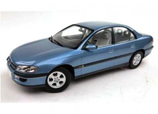 Opel Omega B 1996 polar blue metallic Triple 9 1:18 (Türen, Motorhaube... nicht zu öffnen!)