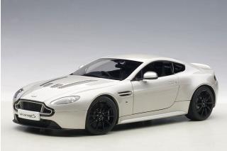 ASTON MARTIN V12 VANTAGE S (METEORITE SILVER) 2015 AUTOart 1:18