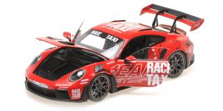 PORSCHE 911 (992) GT3RS - 2024 - RED - GETSPEED RACE TAXI Minichamps 1:18 Metallmodell