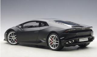 Lamborghini Huracán LP610-4 (nero nemesis/matt black) 2014 (composite model/full openings) AUTOart 1:12