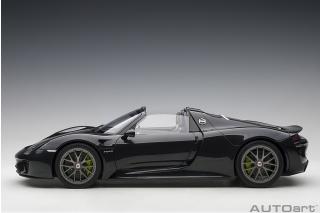 Porsche 918 Spyder 2013 (Basaltschwarz/black metallic) (composite model/3 openings + workable rear spoiler and fuel cap) \"with Weissach Package\" AUTOart 1:12