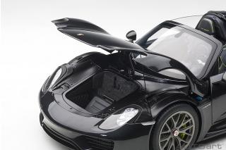 Porsche 918 Spyder 2013 (Basaltschwarz/black metallic) (composite model/3 openings + workable rear spoiler and fuel cap) \"with Weissach Package\" AUTOart 1:12