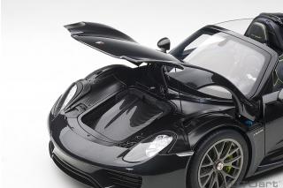 Porsche 918 Spyder 2013 (Basaltschwarz/black metallic) (composite model/3 openings + workable rear spoiler and fuel cap) \"with Weissach Package\" AUTOart 1:12