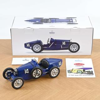 Bugatti T35 1925 Dark Blue  Norev 1:12 Metallmodell (Türen/Hauben nicht zu öffnen!)