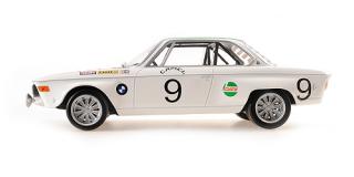 BMW 2800 CS – CASTROL BMW – MOORKENS/HAXHE – 24H SPA-FRANCORCHAMPS 1971 Minichamps 1:18 Metallmodell mit Geschlossener Karosserie