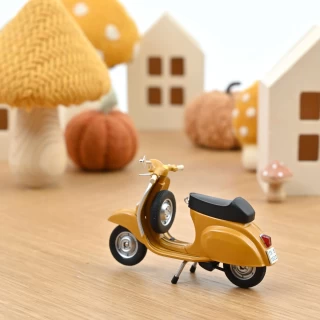 Vespa 50 R 1969 Positano Gelb Norev 1:18 Metallmodell