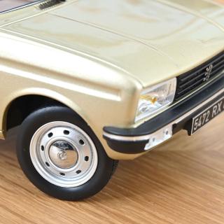 Peugeot 104 GR 1981 Beige metallic  Norev 1:18 Metallmodell (Türen/Hauben nicht zu öffnen!)