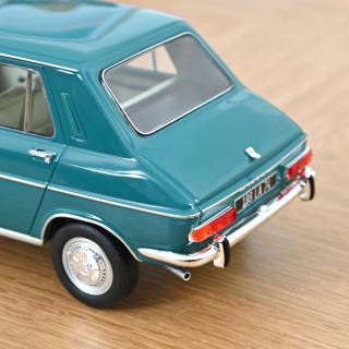 Simca 1100 GLS 1968 Borodine Green  Norev 1:18 Metallmodell (Türen/Hauben nicht zu öffnen!)