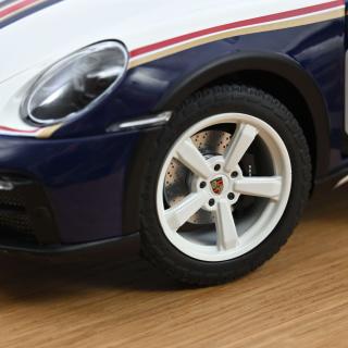 Available from 24.09.2024 Porsche 911 Dakar 2023 Roughroads 1:18 Norev 1:18 Metallmodell 2 Türen und Motorhaube  zu öffnen!