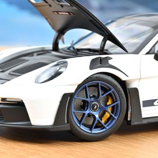 Porsche 911 GT3 RS w/Weissach Pack 2022 White/Indigoblue  1:18 Norev 1:18 Metallmodell 2 Türen und Motorhaube  zu öffnen!