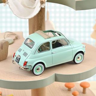 Fiat 500 L 1968 Pastel Blue w/ special birth pack 1:18 Norev 1:18 Metallmodell (Türen/Hauben nicht zu öffnen!)