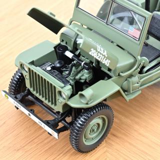 Jeep Army 1944 D-Day 1:18 Norev 1:18 Metallmodell Motorhaube  zu öffnen!