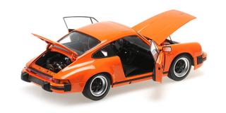 PORSCHE 911 CARRERA COUPE 3.2 – 1983 – ORANGE Minichamps 1:18