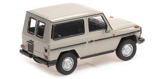 MERCEDES-BENZ G-MODEL SHORT (W460) - 1980 - GREY Minichamps 1:18 Metallmodell, Türen, Motorhaube... nicht zu öffnen