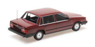 VOLVO 740 GL - 1986 – RED Minichamps 1:18 Metallmodell