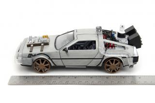 DeLorean Time Machine (Back to the Future 3) mit Beleuchtung Jada 1:24