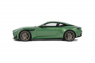 ASTON MARTIN DB12 VANTAGE GREEN 2023 GT Spirit 1:18 Resinemodell (Türen, Motorhaube... nicht zu öffnen!)