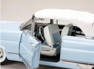 Lincoln Premiere Closed Convertible 1956 White/Fairmont Blue SunStar Metallmodell 1:18