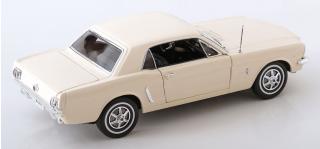 Ford Mustang coupe 1964-1/2 cremeweiß Welly 1:18