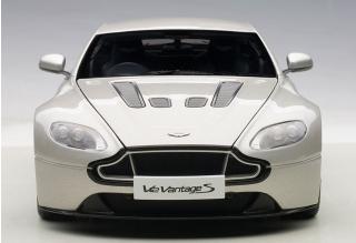 ASTON MARTIN V12 VANTAGE S (METEORITE SILVER) 2015 AUTOart 1:18