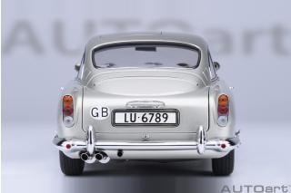 Aston Martin DB5 “007 GOLDFINGER” with weapons (silver) AUTOart 1:18