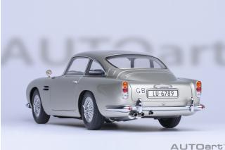 Aston Martin DB5 “007 GOLDFINGER” with weapons (silver) AUTOart 1:18