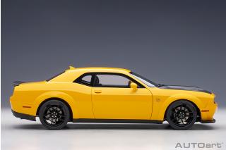 Dodge Challenger SRT Hellcat widebody 2018 (yellow jacket/satin black painted hood) (composite model/full openings) AUTOart 1:18