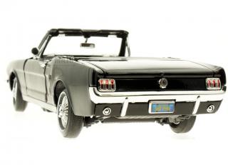 Ford Mustang  1/2 1964  schwarz/weiß MotorMax 1:18