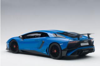 LAMBORGHINI AVENTADOR LP750-4 SV (BLU LEMANS/BLUE) 2015 (COMPOSITE MODEL/FULL OPENINGS) AUTOart 1:18