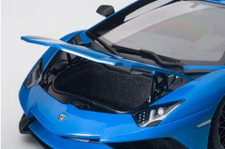 LAMBORGHINI AVENTADOR LP750-4 SV (BLU LEMANS/BLUE) 2015 (COMPOSITE MODEL/FULL OPENINGS) AUTOart 1:18