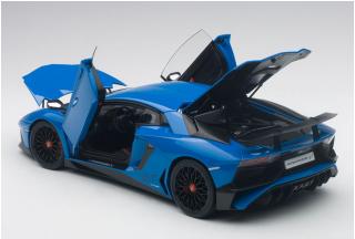 LAMBORGHINI AVENTADOR LP750-4 SV (BLU LEMANS/BLUE) 2015 (COMPOSITE MODEL/FULL OPENINGS) AUTOart 1:18