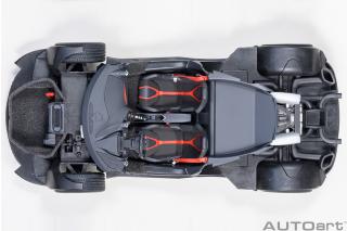 McLaren P1 silicia weiß (composite model/full openings) AUTOart 1:18