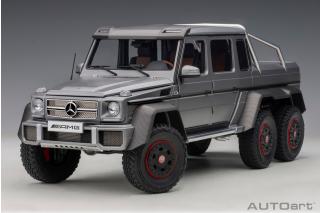 Mercedes-Benz G63 AMG 6x6 designo platinum magno AutoArt 1:18