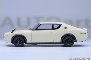 Nissan Skyline 2000 GT-R 1973 (KPGC110) TUNED VERSION (white) (composite model, total  4 openings) AUTOart 1:18