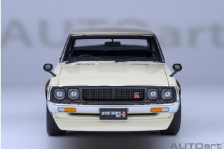 Nissan Skyline 2000 GT-R 1973 (KPGC110) TUNED VERSION (white) (composite model, total  4 openings) AUTOart 1:18