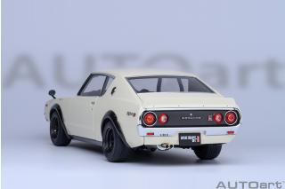 Nissan Skyline 2000 GT-R 1973 (KPGC110) TUNED VERSION (white) (composite model, total  4 openings) AUTOart 1:18