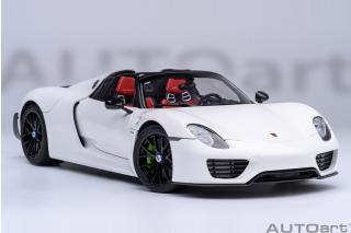 PORSCHE 918 SPYDER WEISSACH PACKAGE (WHITE/RED) AUTOart 1:18