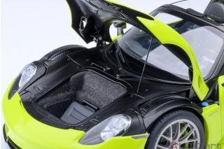 PORSCHE 918 SPYDER WEISSACH PACKAGE (ACID GREEN) AUTOart 1:18