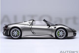 PORSCHE 918 SPYDER WEISSACH PACKAGE (LIQUID METAL SILVER) AUTOart 1:18