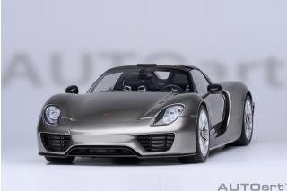 PORSCHE 918 SPYDER WEISSACH PACKAGE (LIQUID METAL SILVER) AUTOart 1:18