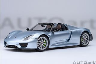 PORSCHE 918 SPYDER WEISSACH PACKAGE (LIQUID METAL CHROM/BLUE) AUTOart 1:18