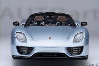 PORSCHE 918 SPYDER WEISSACH PACKAGE (LIQUID METAL CHROM/BLUE) AUTOart 1:18