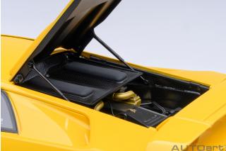 Lamborghini Diablo SE30 JOTA (SUPERFLY YELLOW) (composite model/ full openings) AUTOart 1:18