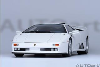 Lamborghini Diablo SE30 JOTA (IMPACT WHITE) (composite model/ full openings) AUTOart 1:18