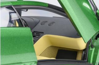 Lamborghini Diablo SE 30th Anniversary Edition (Verde Mic) (composite model/ full openings) AUTOart 1:18