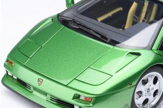 Lamborghini Diablo SE 30th Anniversary Edition (Verde Mic) (composite model/ full openings) AUTOart 1:18