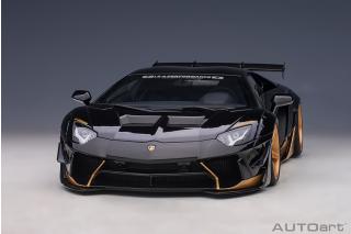 Liberty Walk LB-Works Lamborghini Aventador Limited Edition (glänzend schwarz/goldene Akzente) (composite model/full openings) AUTOart 1:18