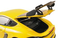 PORSCHE CAYMAN GT4 RS - 2024 -YELLOW W/ WEISSACH PACKAGE Minichamps 1:18 Metallmodell mit zu öffnenden Türen und Haube(n)