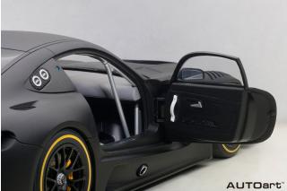 MERCEDES BENZ AMG GT3 PLAIN BODY VERSION (MATT BLACK) (COMPOSITE MODEL/2 DOOR OPENINGS) AUTOart 1:18