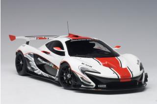 McLaren P1 GTR (GLOSS WHITE/RED STRIPES) 2015 (COMPOSITE MODEL/2 DOOR OPENINGS) AUTOart 1:18